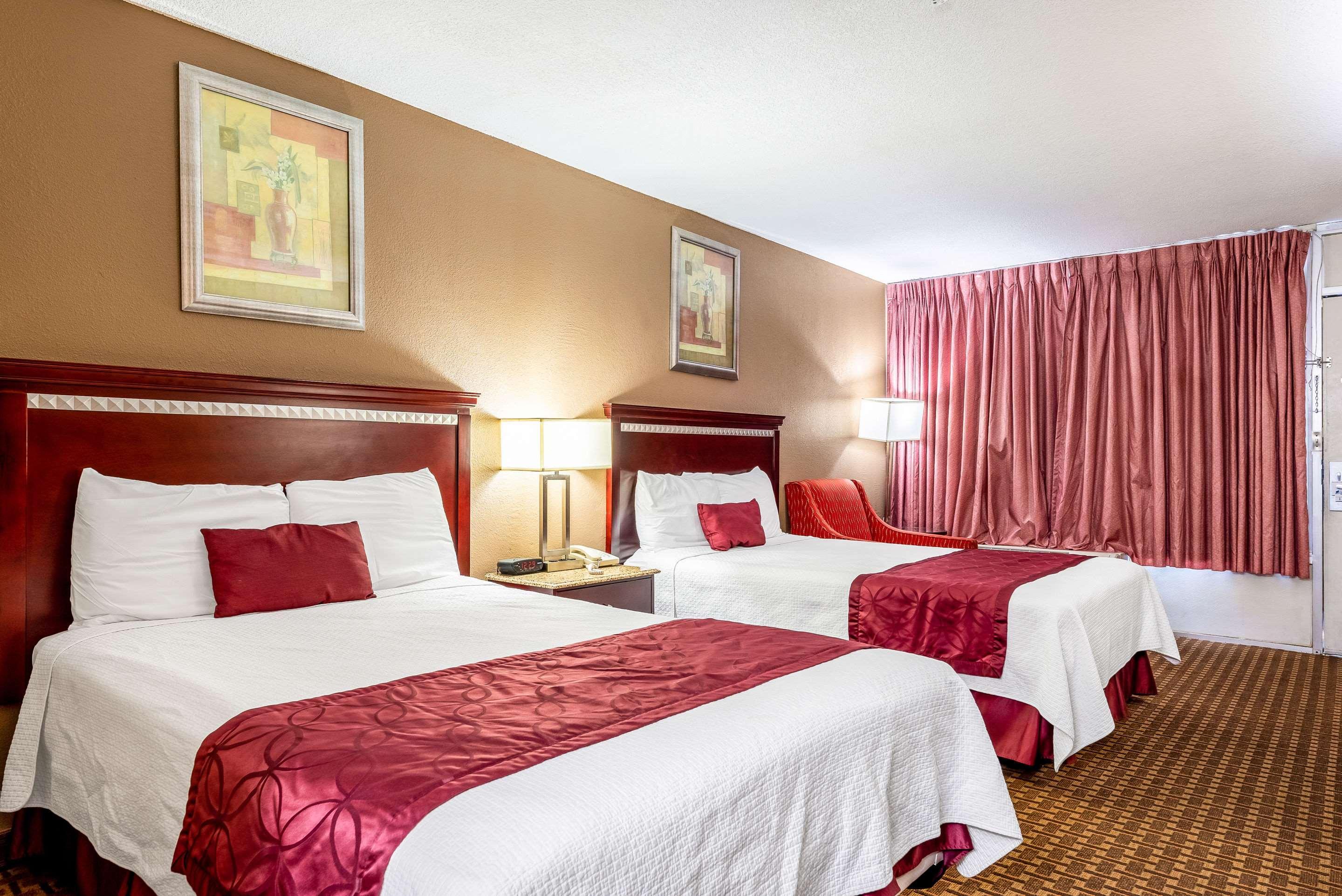 Rodeway Inn Bushnell Luaran gambar