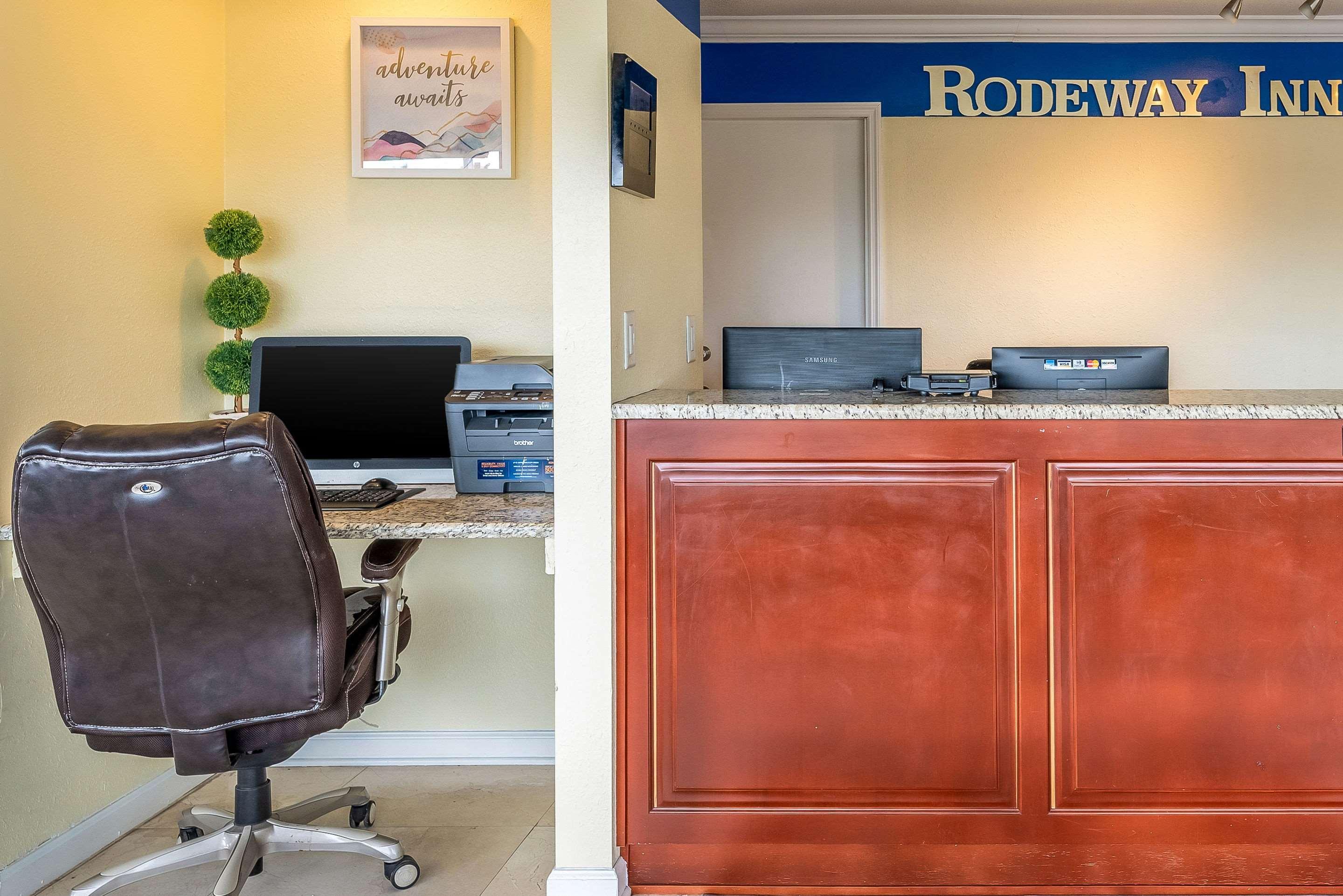 Rodeway Inn Bushnell Luaran gambar