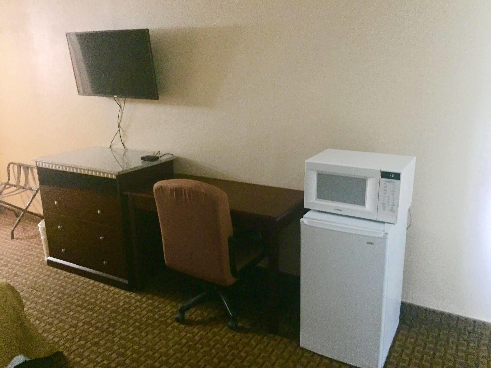 Rodeway Inn Bushnell Luaran gambar