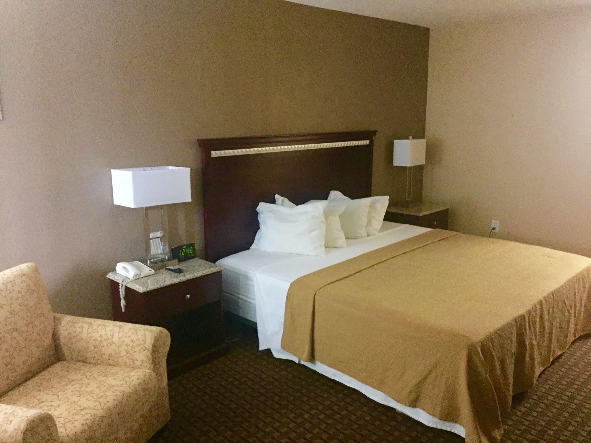 Rodeway Inn Bushnell Luaran gambar