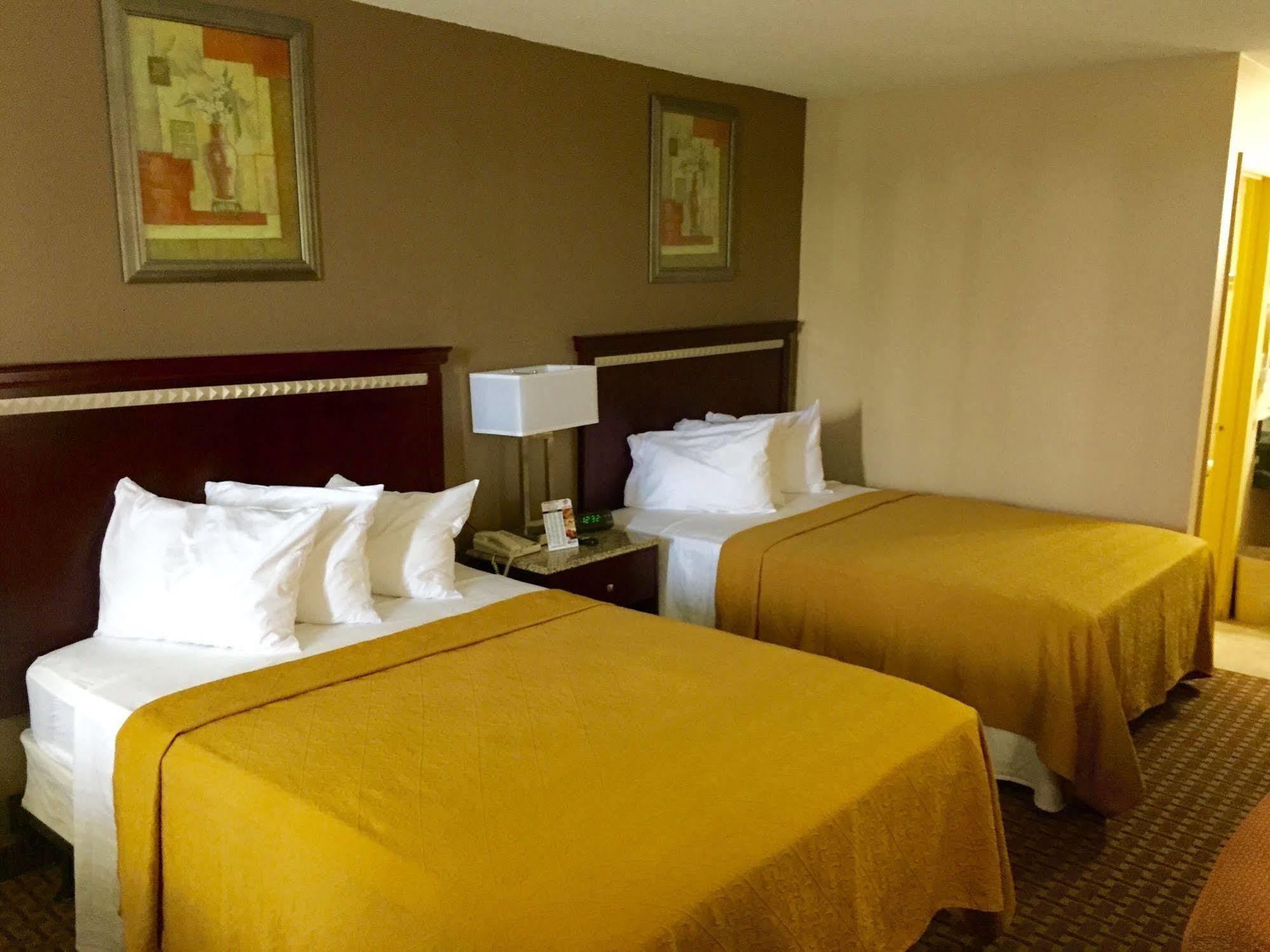 Rodeway Inn Bushnell Luaran gambar